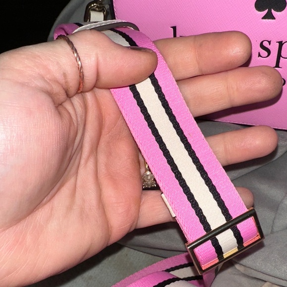 NWT Kate Spade Pink and Cream Crossbody Bag gold accents nice - Picture 7 of 8